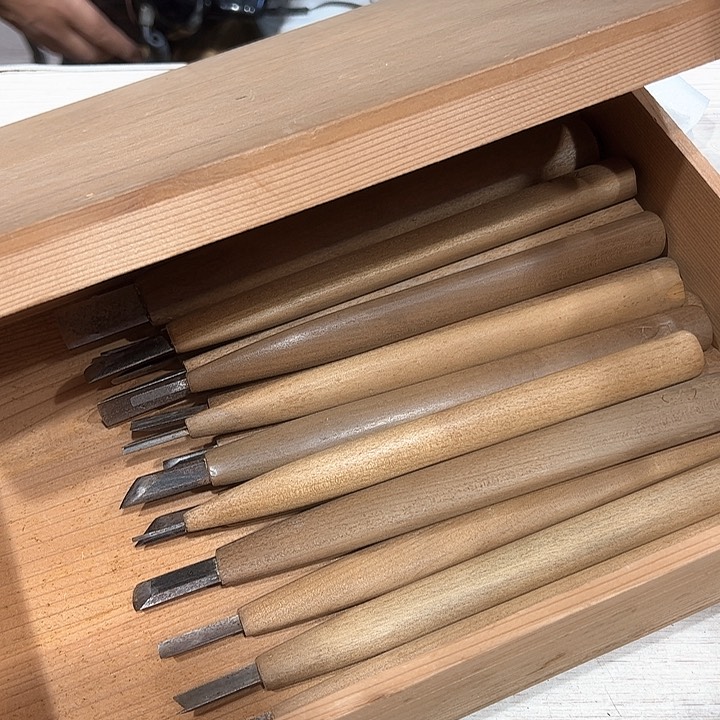 李*豪新亿阁中古杂项无售后