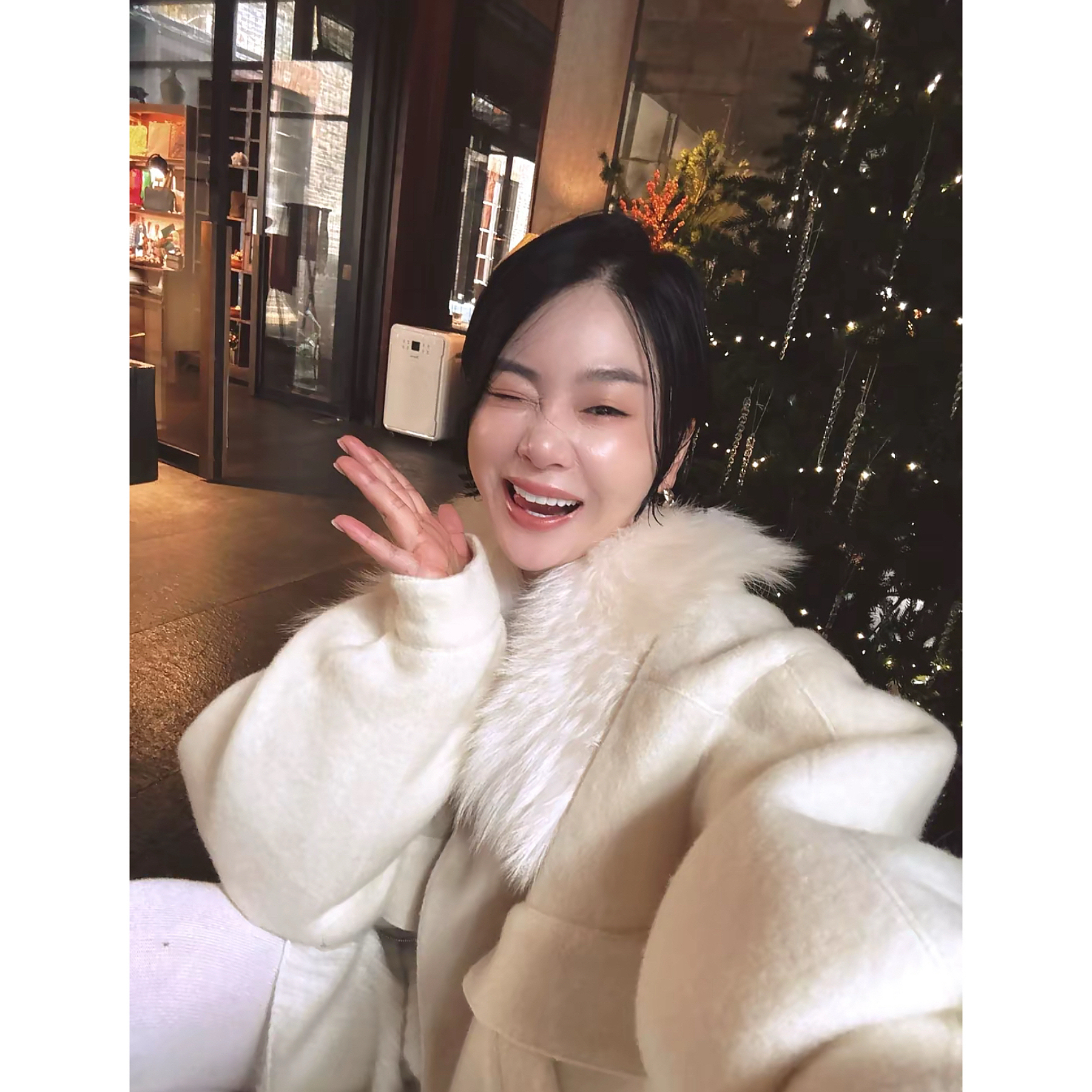 2 Azzony LQ 浮光绵羊毛大毛领夹薄棉外套 XY1221新款 NEW