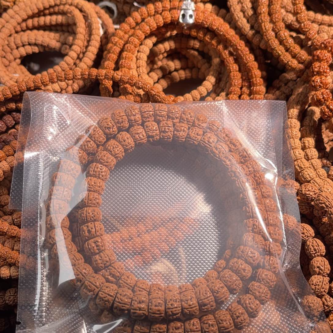 金刚菩提手串不**理金刚菩提