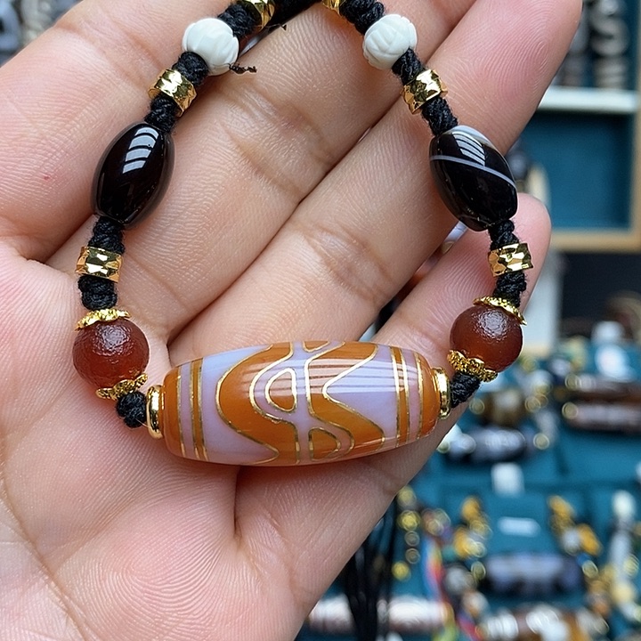 玛瑙/玉髓颈饰合金