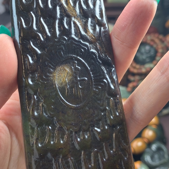 岫岩河磨玉（透闪石质玉）把件未镶嵌