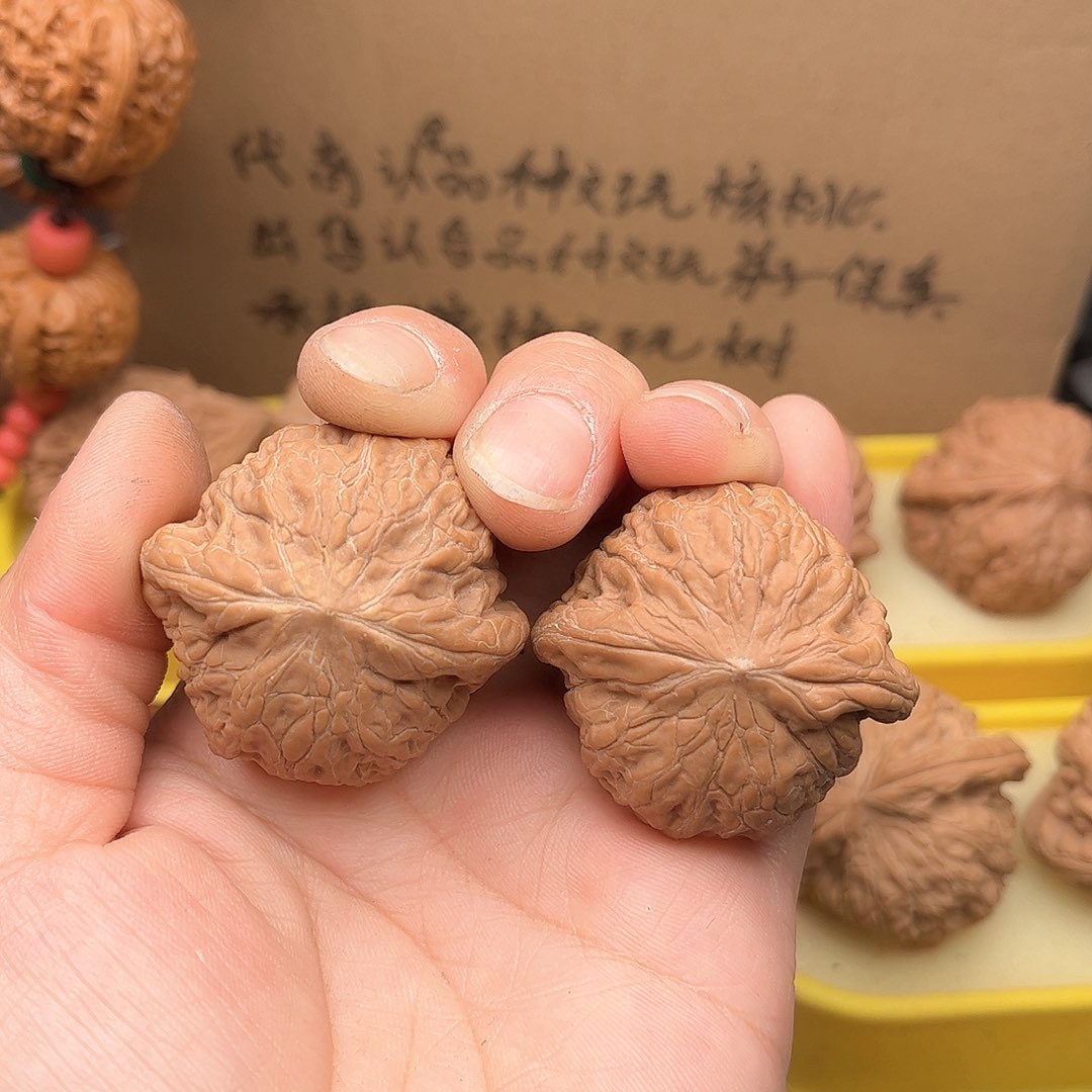 文玩核桃把件悠*铁锤39有黄不退不换