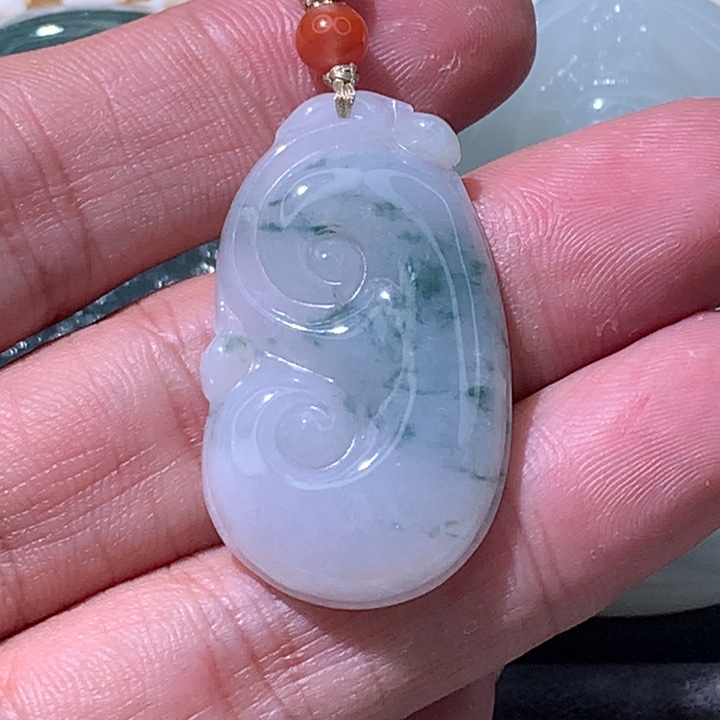 翡翠未镶嵌颈饰炸/飘花如意