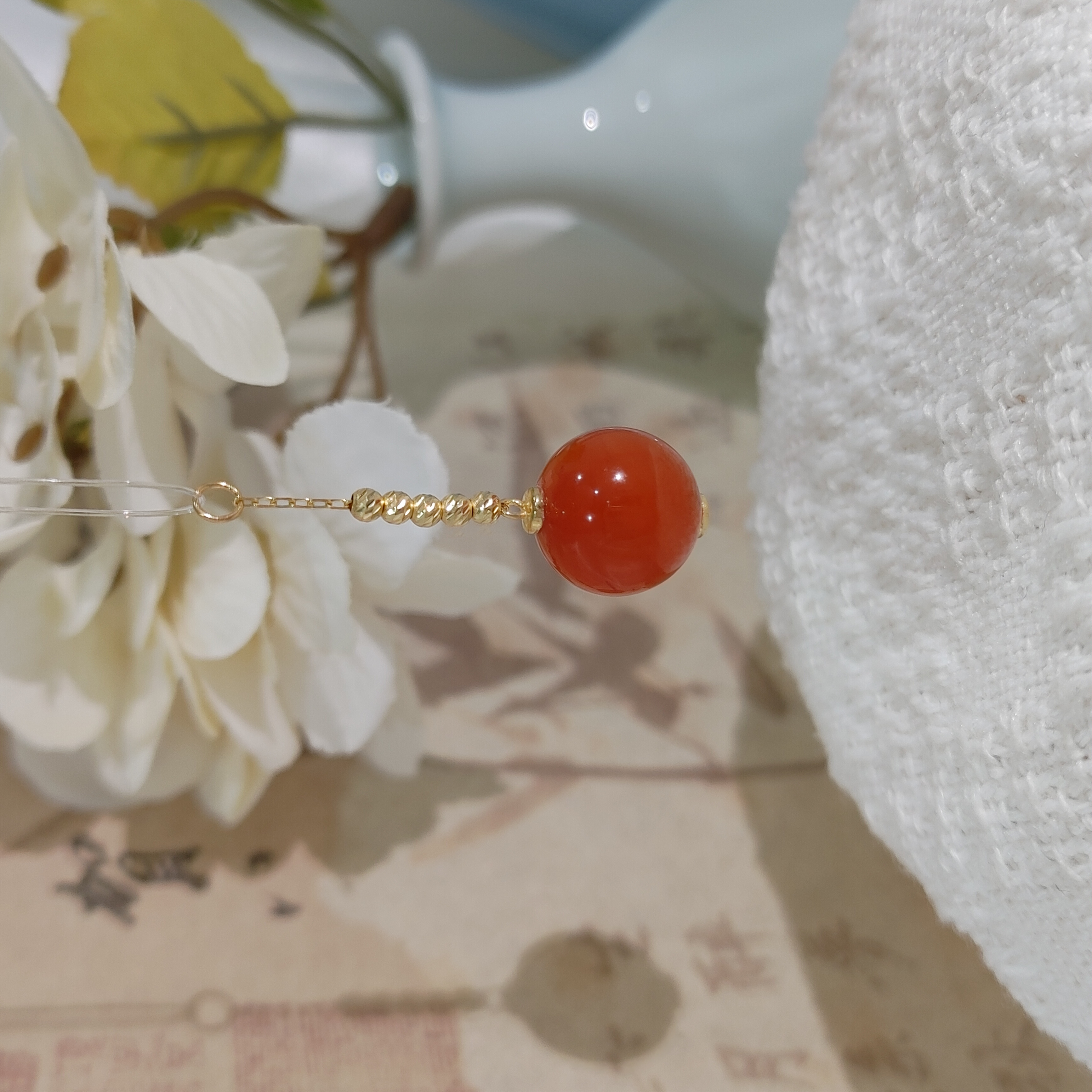 【珠宝厂长】约12-13mm保山冰红南红玛瑙圆珠镶18K金吊坠