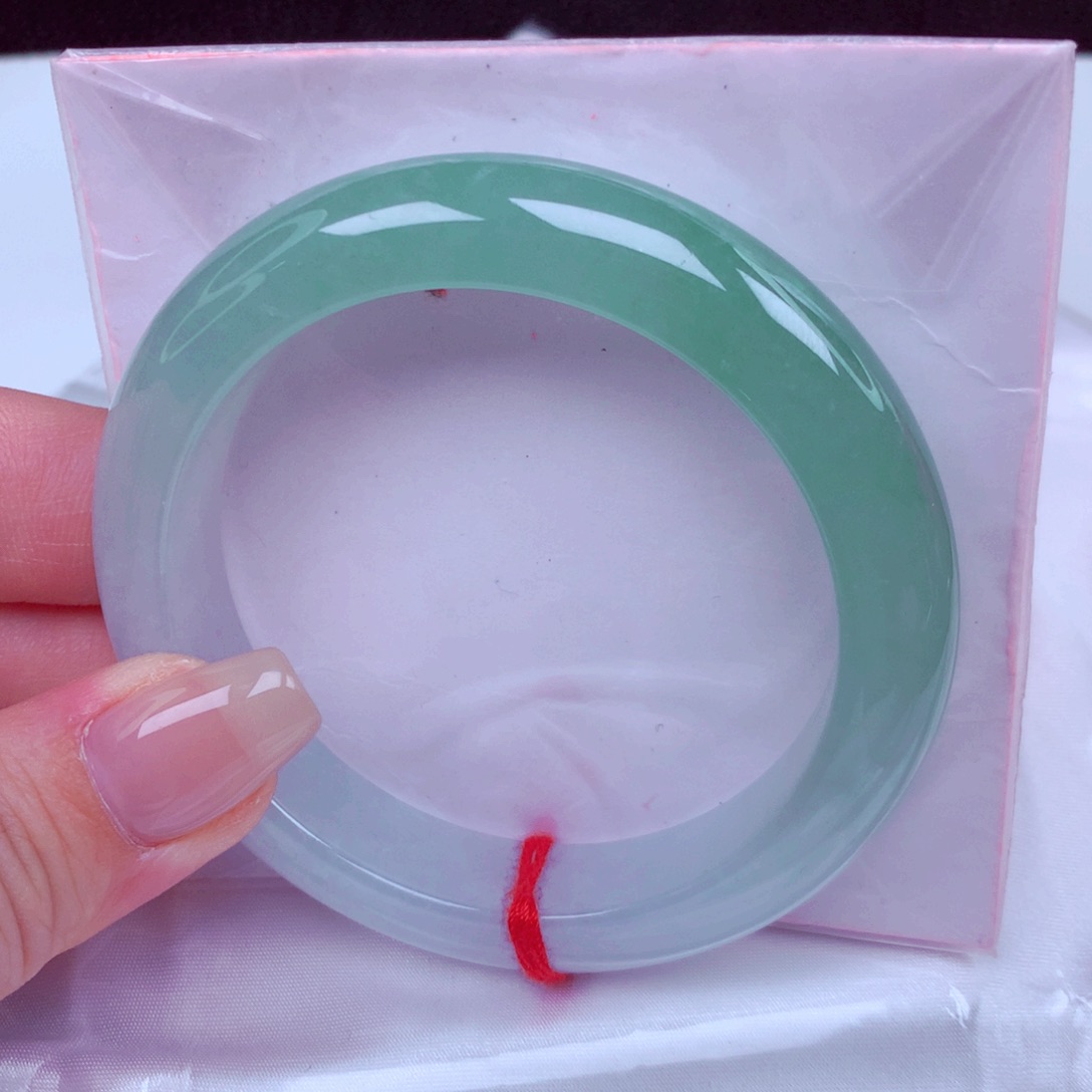 翡翠未镶嵌手镯手镯