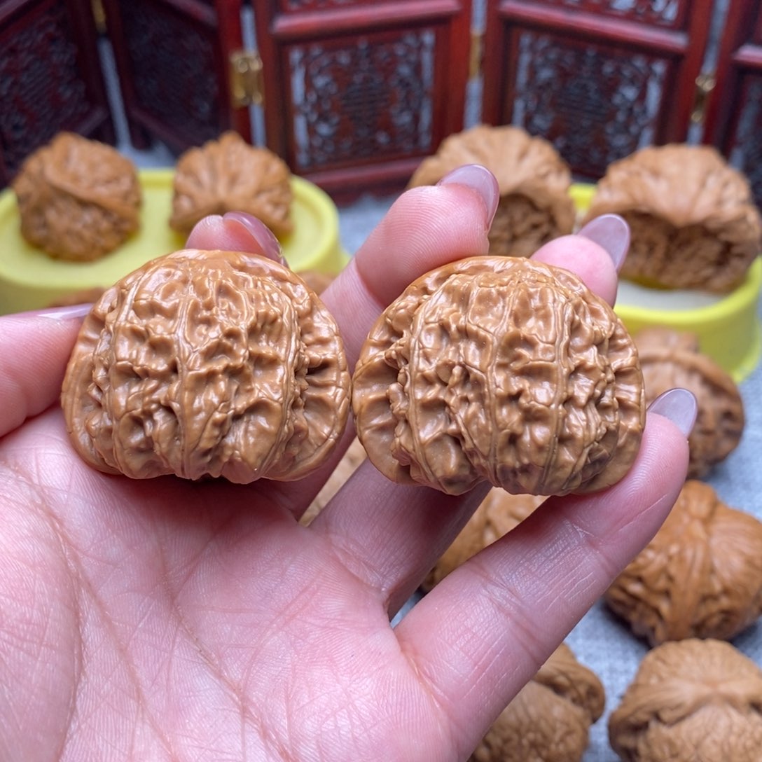 文玩核桃把件球白40