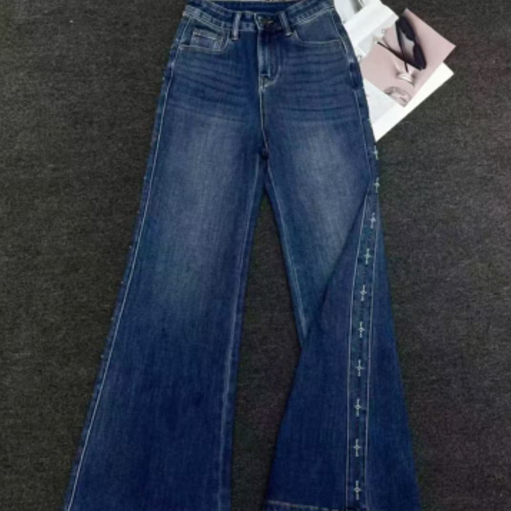 759经典弹力水洗微喇牛仔裤