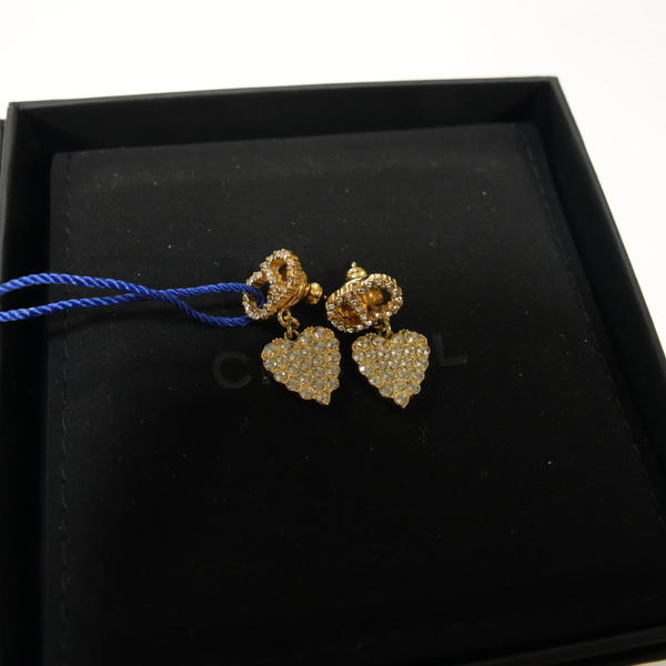 DIOR满钻爱心吊坠耳钉