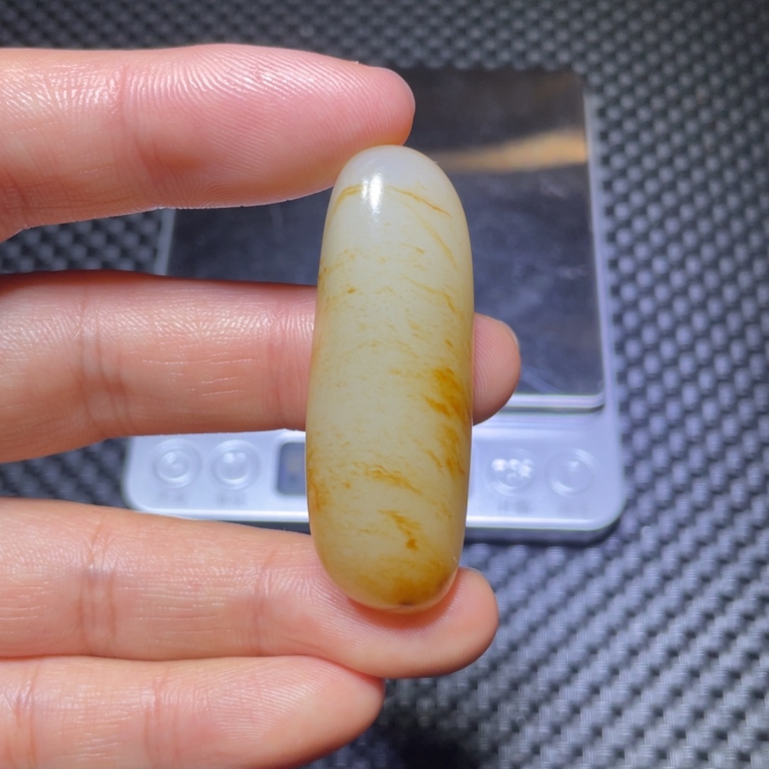 浪***…和田玉未镶嵌颈饰