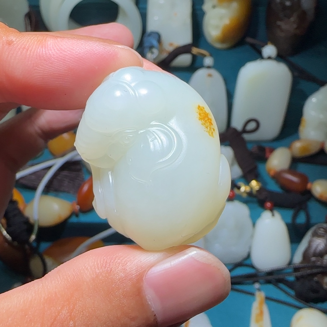 和田玉挂件未镶嵌