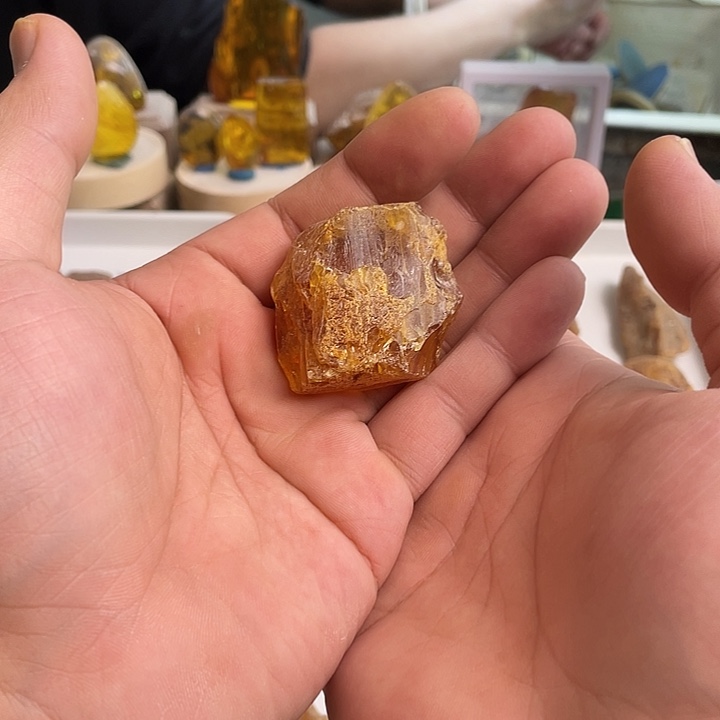 水***兴定制琥珀未镶嵌天然琥珀蜜蜡