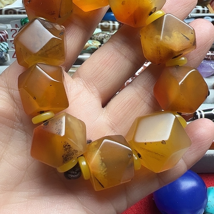 玛瑙/玉髓未镶嵌颈饰