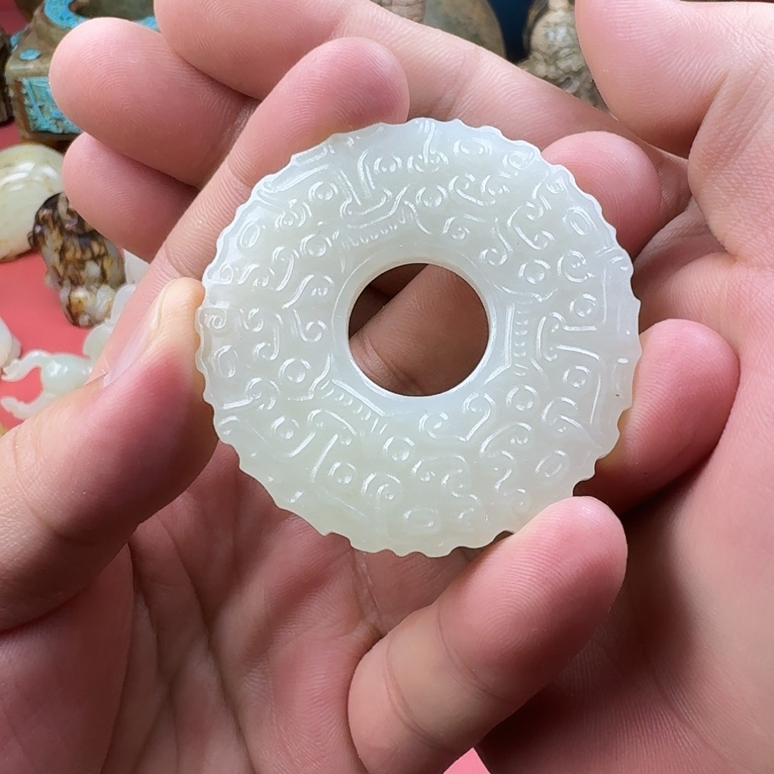 和田玉（糖玉）挂件未镶嵌