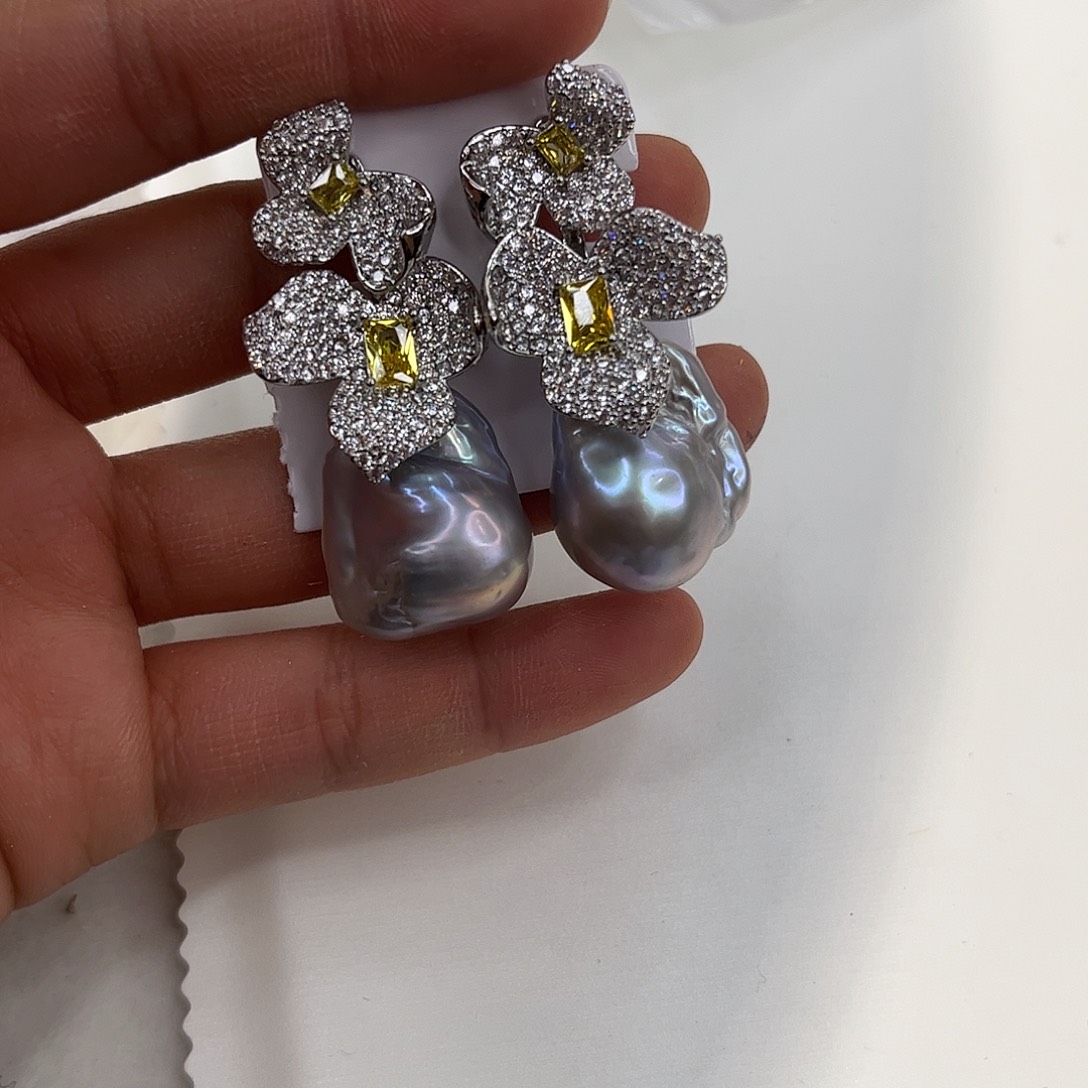 合金淡水珍珠耳饰