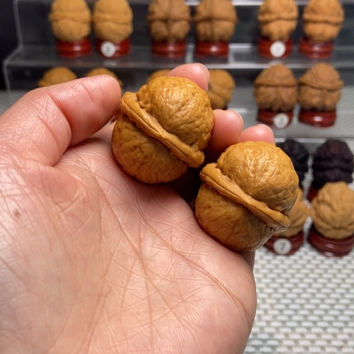 文玩核桃把件1粗筋大屁桃