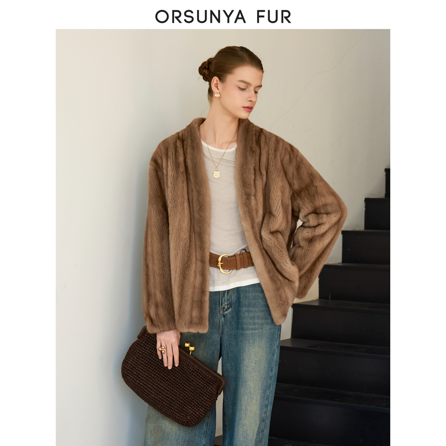 “匠心本色” 进口全抽刀女外套V领大衣年轻款ZD31Y024