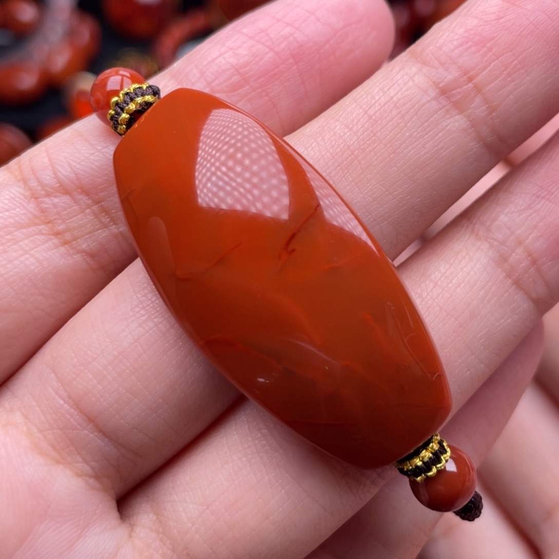 南红玛瑙未镶嵌珠宝奇石手牌