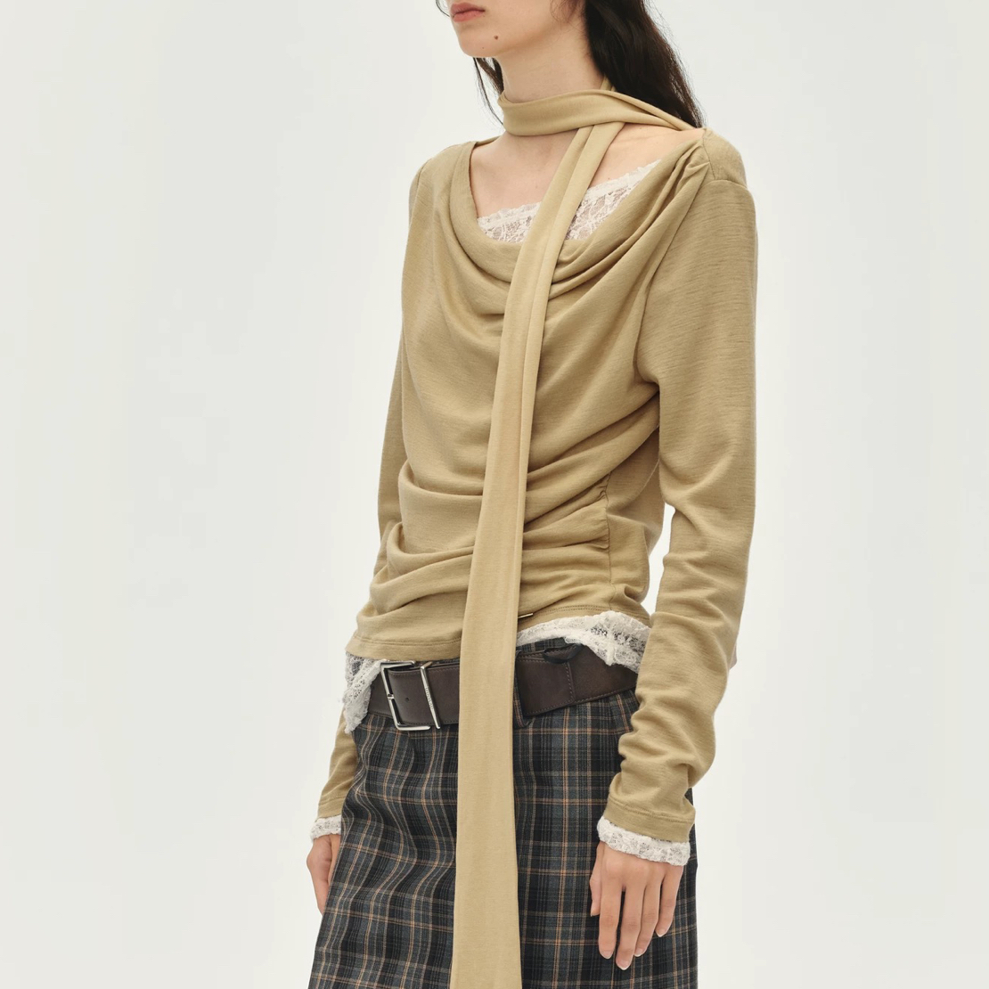 现货【田曦薇同款】AV2025冬季新品假两件荡领针织蕾丝AL91001513