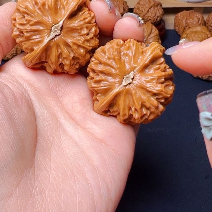 文玩核桃吊坠宫灯45