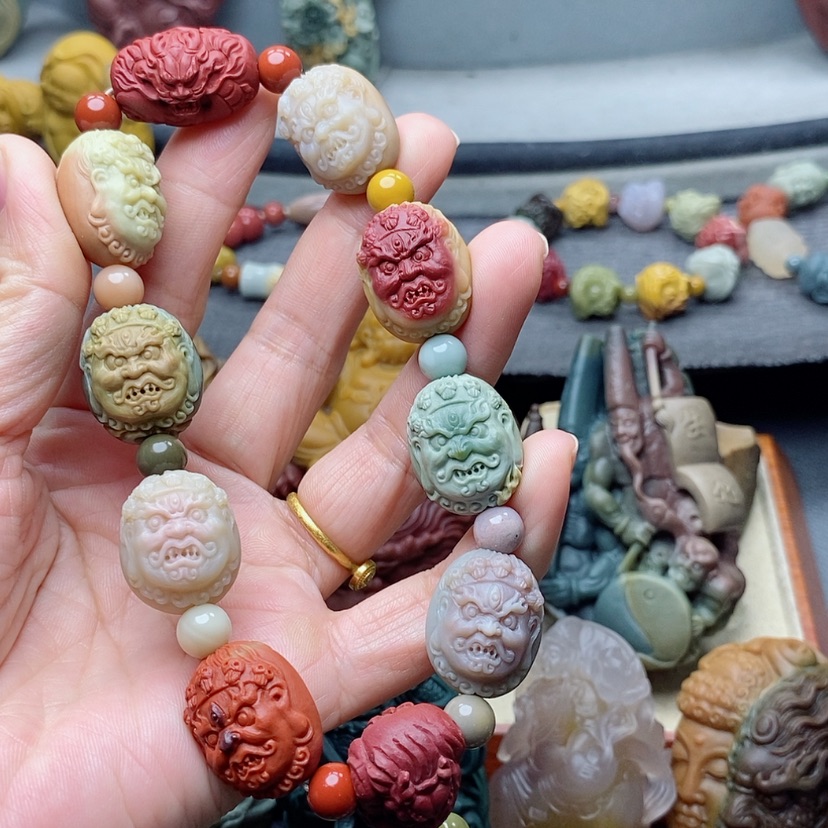 【闪购商品】定制石英质玉吊坠未镶嵌