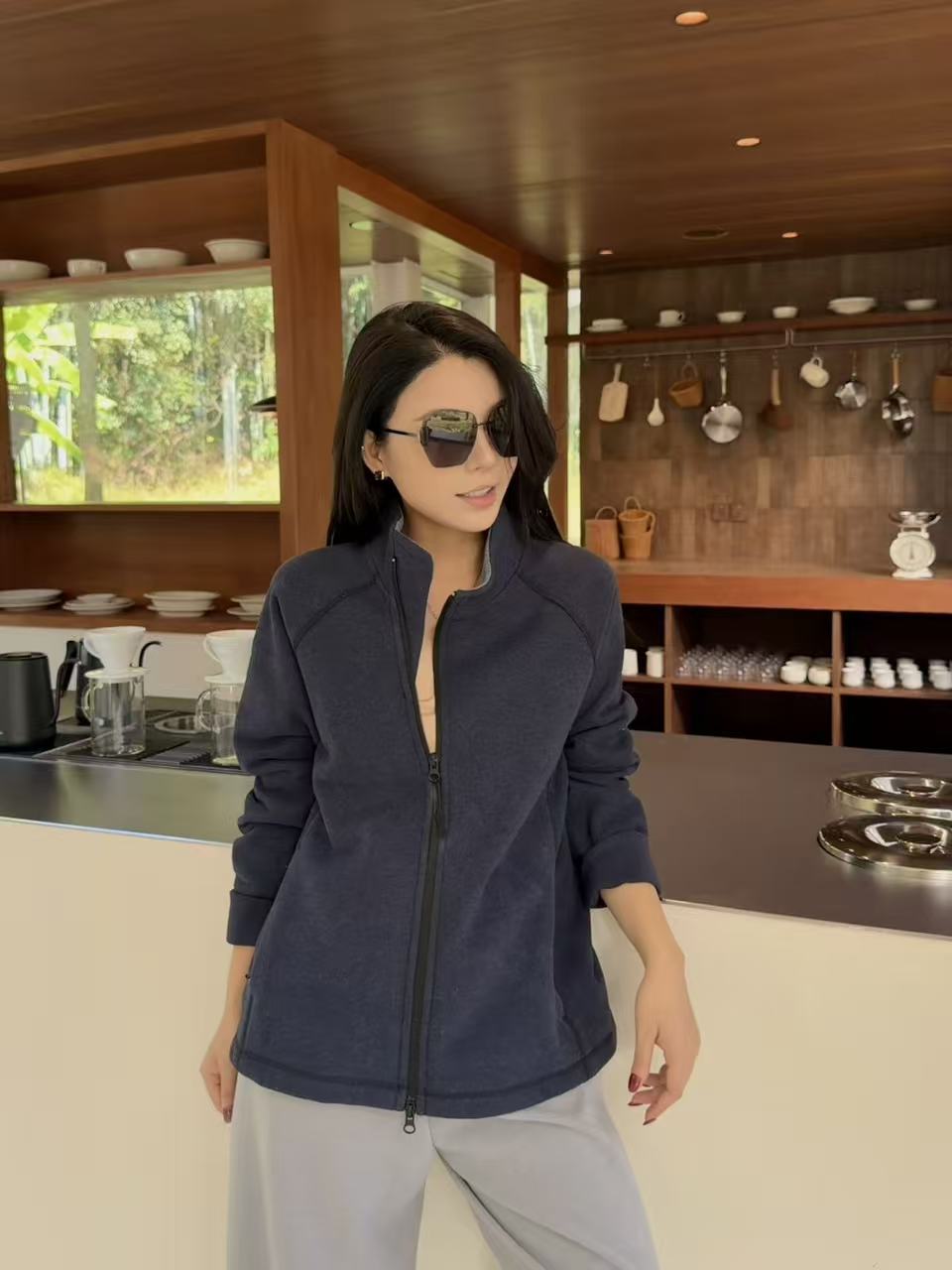 ChaxRmto 2025春款时尚拉链上衣纯色连帽长袖外套 斯斯SC1C2276