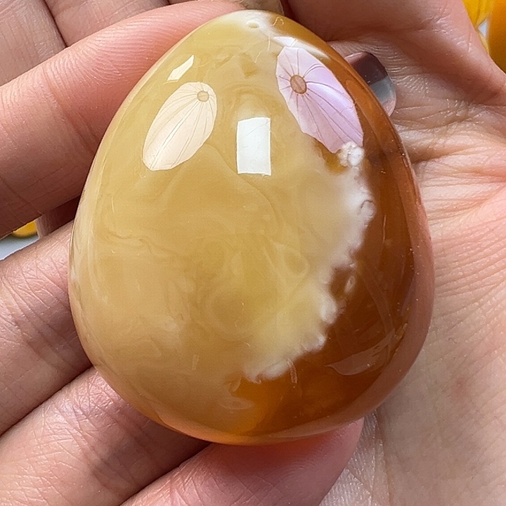 蜜蜡未镶嵌珠宝奇石