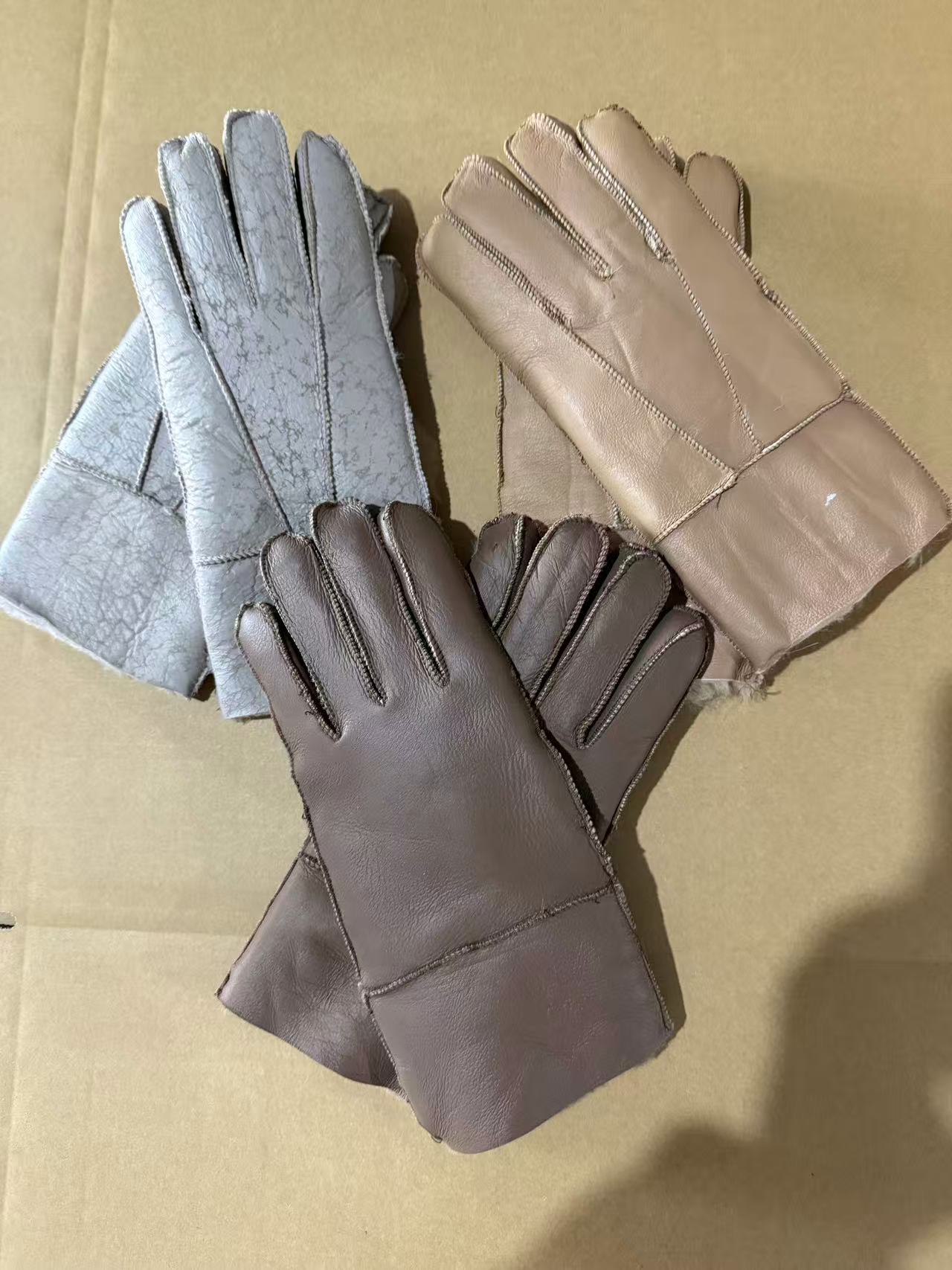 福利款真皮手套皮毛一体冬季保暖防风羊毛手套随机颜色