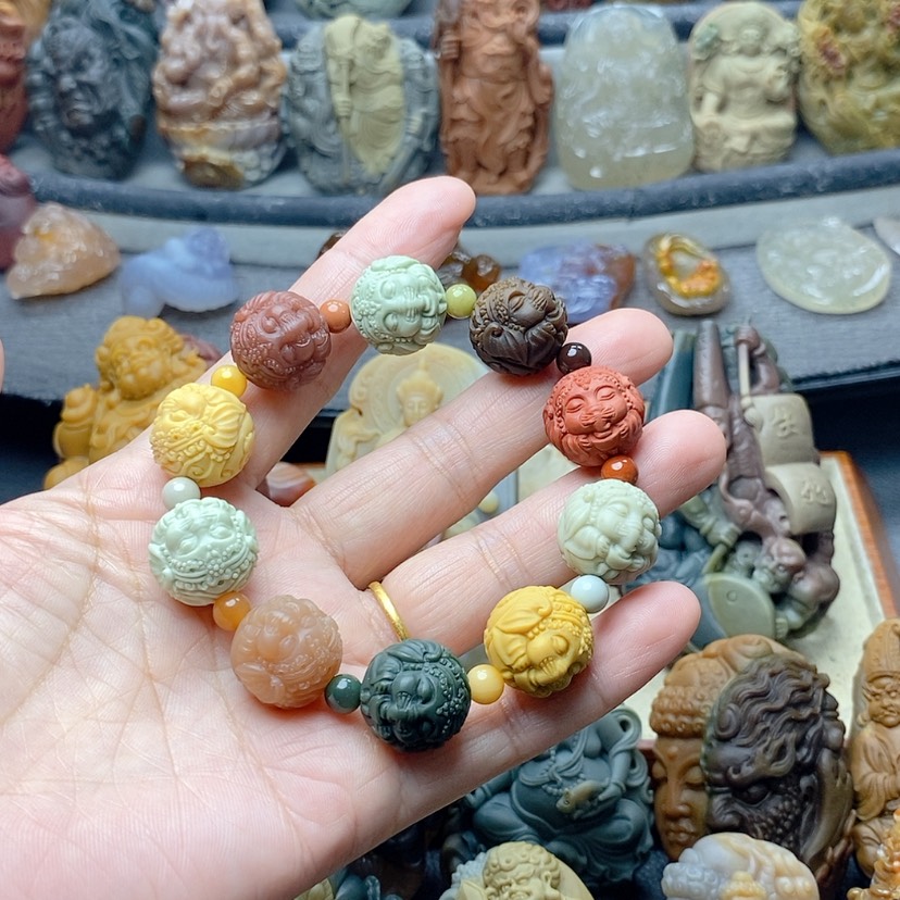 【闪购商品】定制石英质玉吊坠未镶嵌