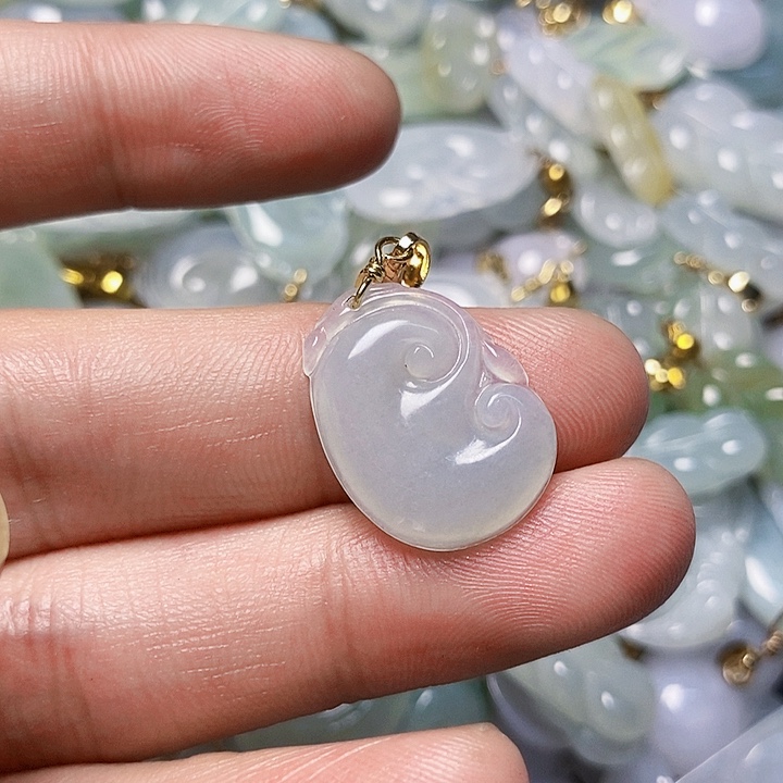 翡翠未镶嵌颈饰天然A货翡翠