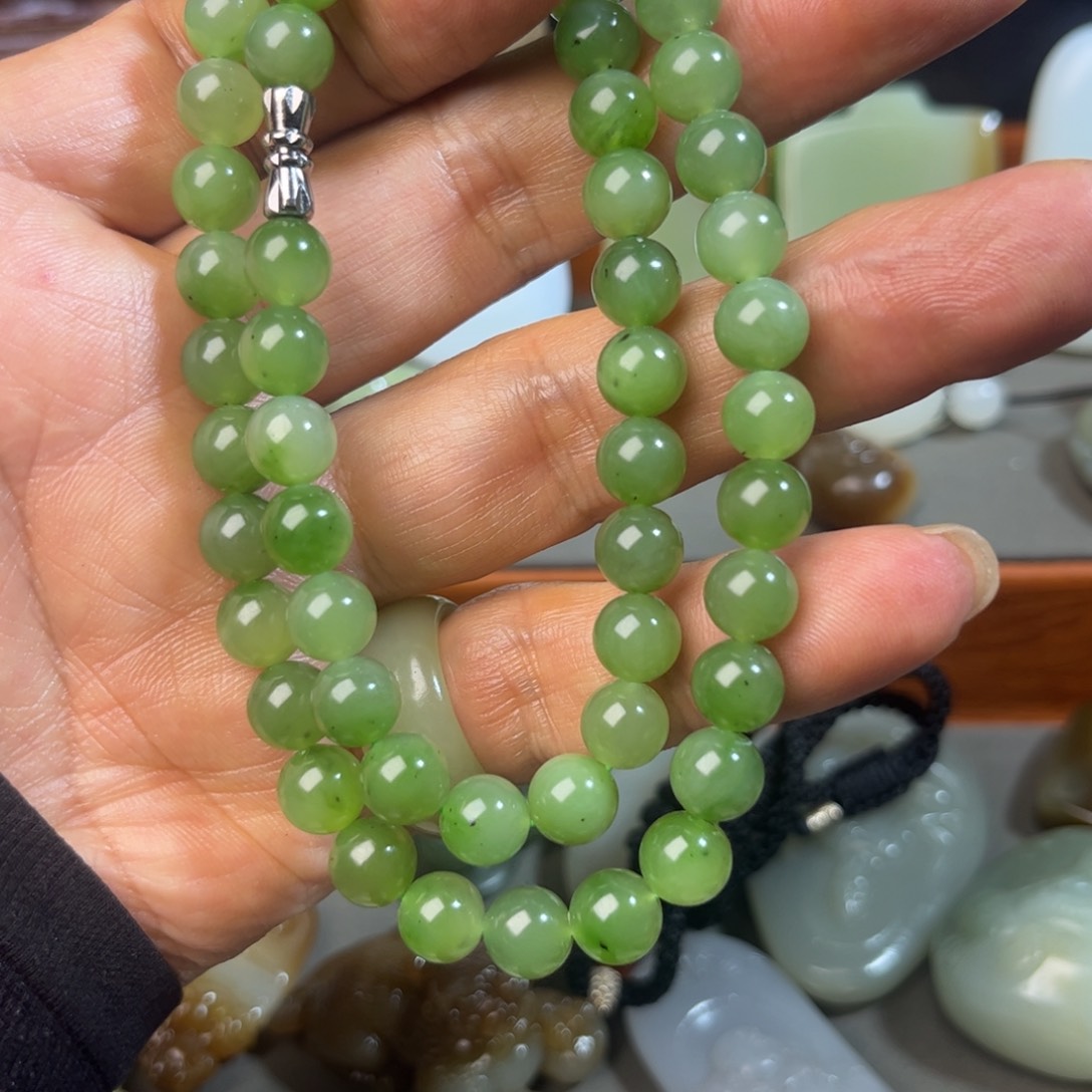 颈饰未镶嵌和田玉（糖玉）和田玉碧玉