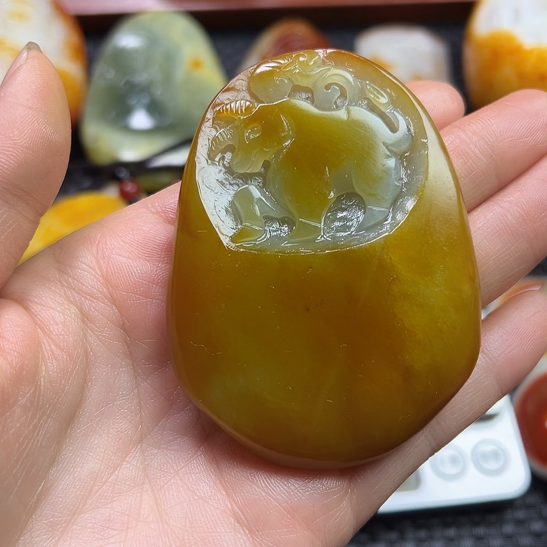 和田玉挂件未镶嵌