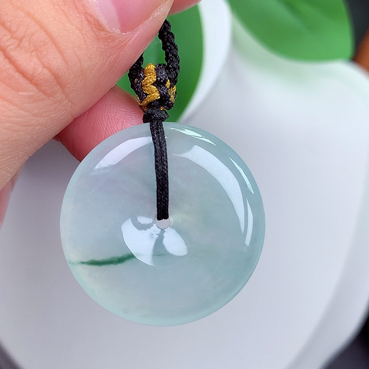 颈饰未镶嵌翡翠平安扣 28.1x4.7mm