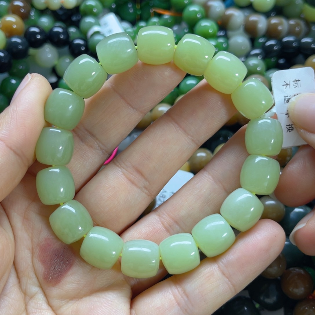 未镶嵌手链和田玉