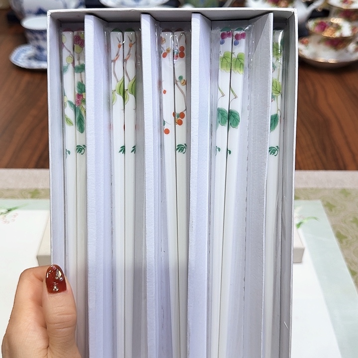 瓷片杯子杯子杯子水杯杯子水杯杯子