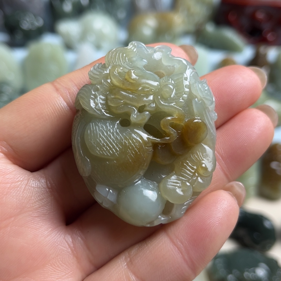 和田玉未镶嵌挂件