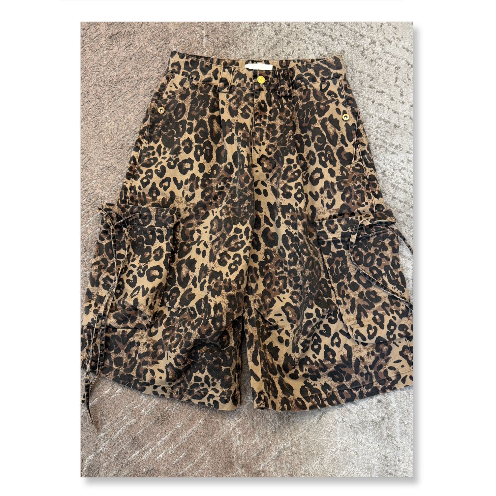 Uninhabitable 七分裤！多口袋设计豹纹短裤宽松版型复古休闲短裤