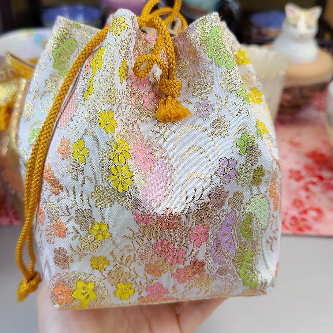 它家陶瓷真好看！