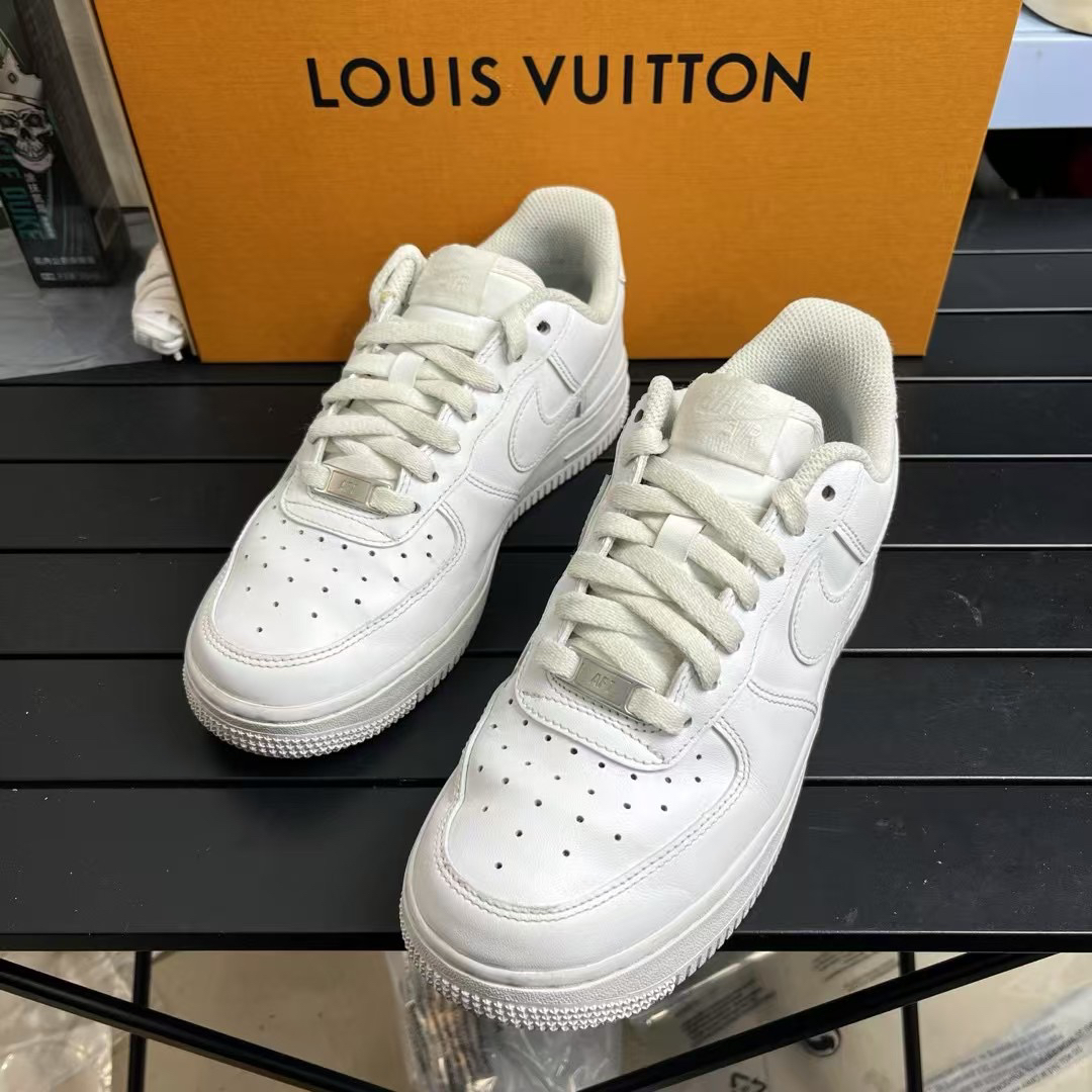 95新 maje 95新烁/38码/AF1 纯白 