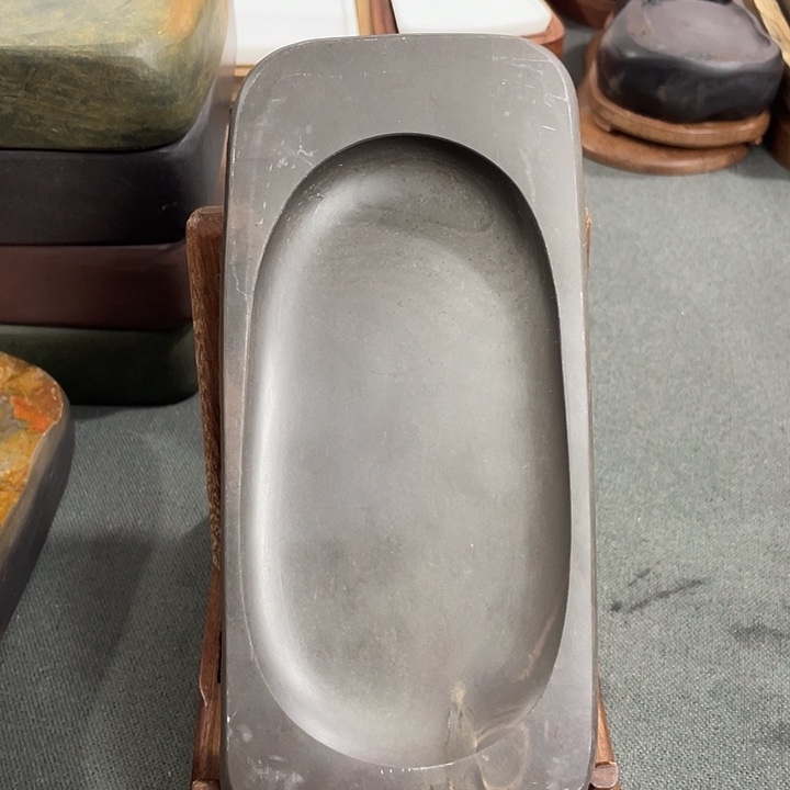 广东肇庆原石端砚
