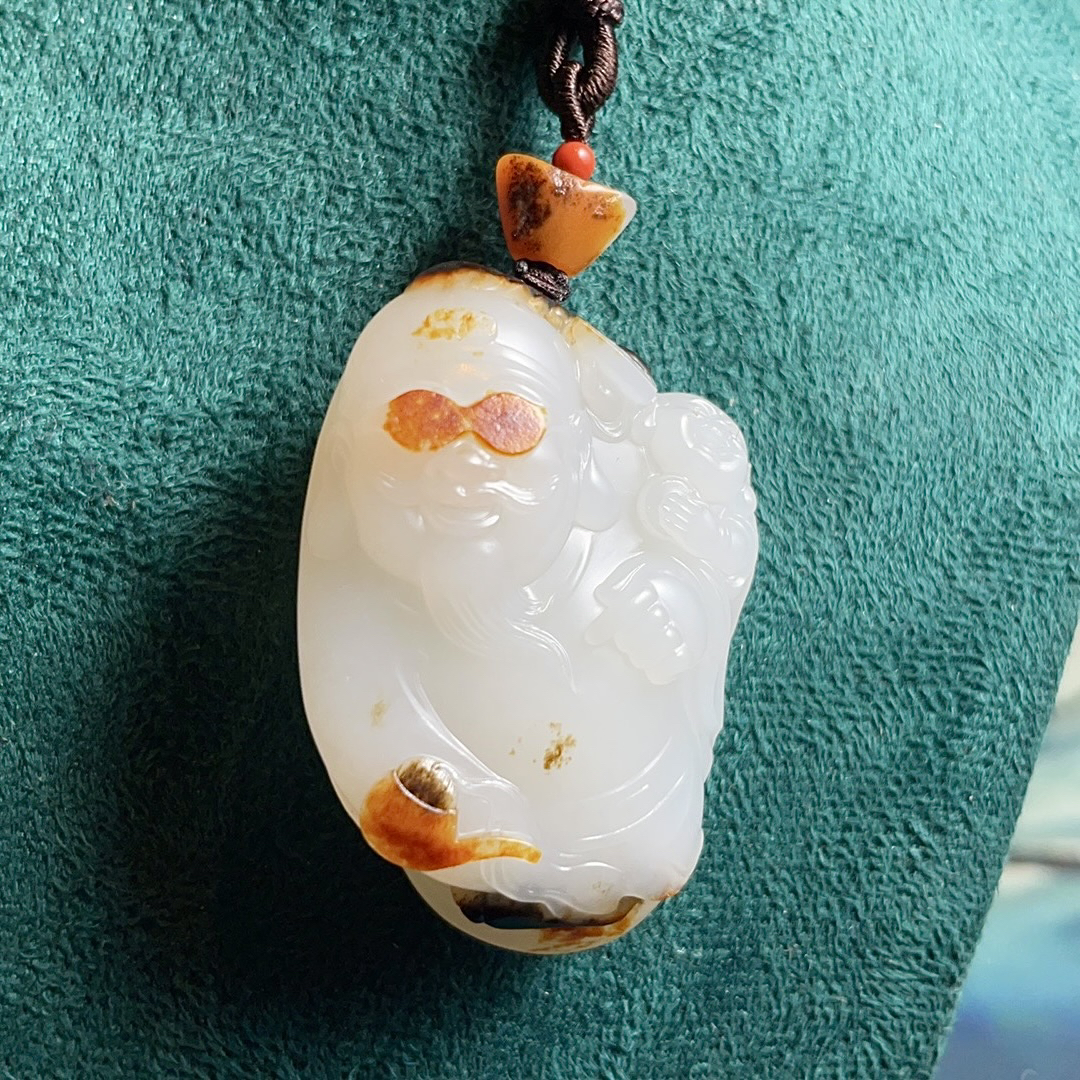 《神机妙算》陈天明作品36克和田玉挂件