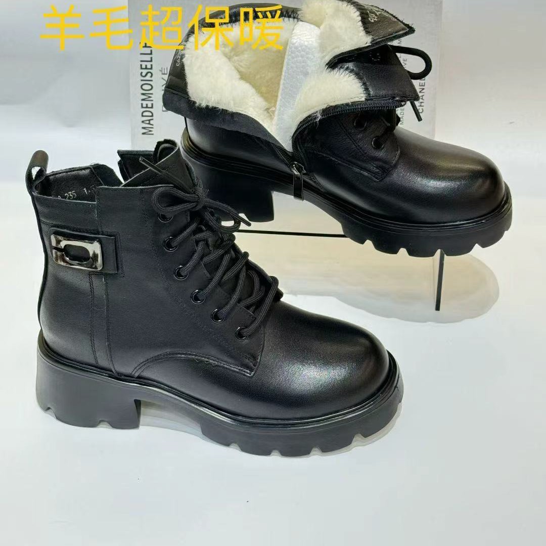 女式冬季加厚羊毛线牛皮马丁靴保暖加绒粗跟防滑耐磨厚底轻便舒适