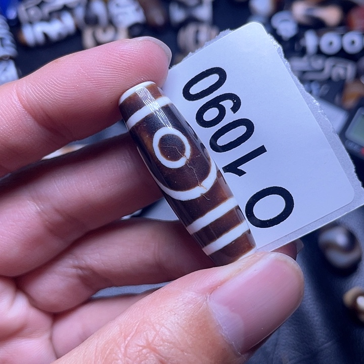 玛瑙/玉髓颈饰未镶嵌瑕疵裂