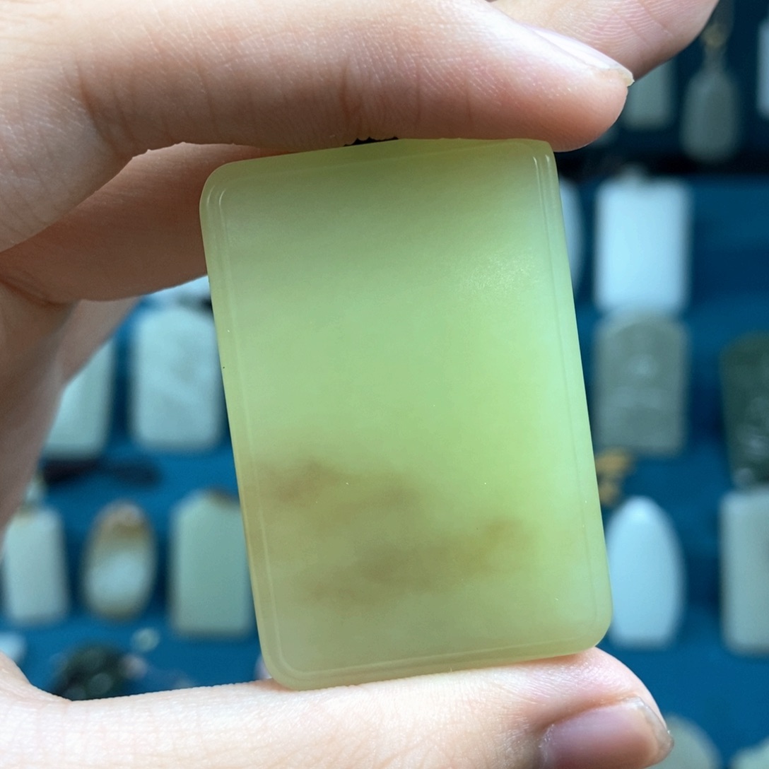 和田玉（青白玉）未镶嵌颈饰