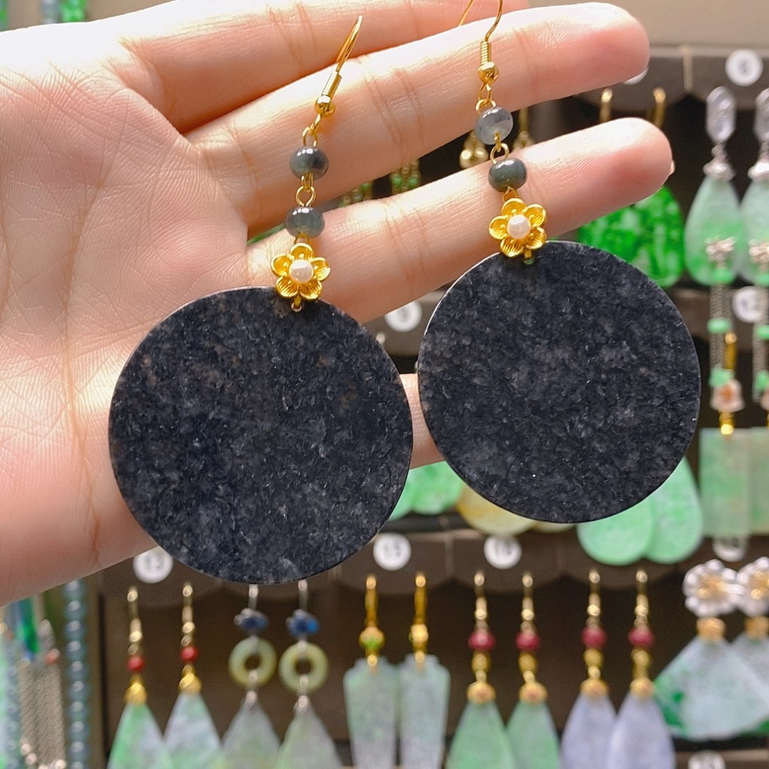 未镶嵌翡翠耳饰翡翠