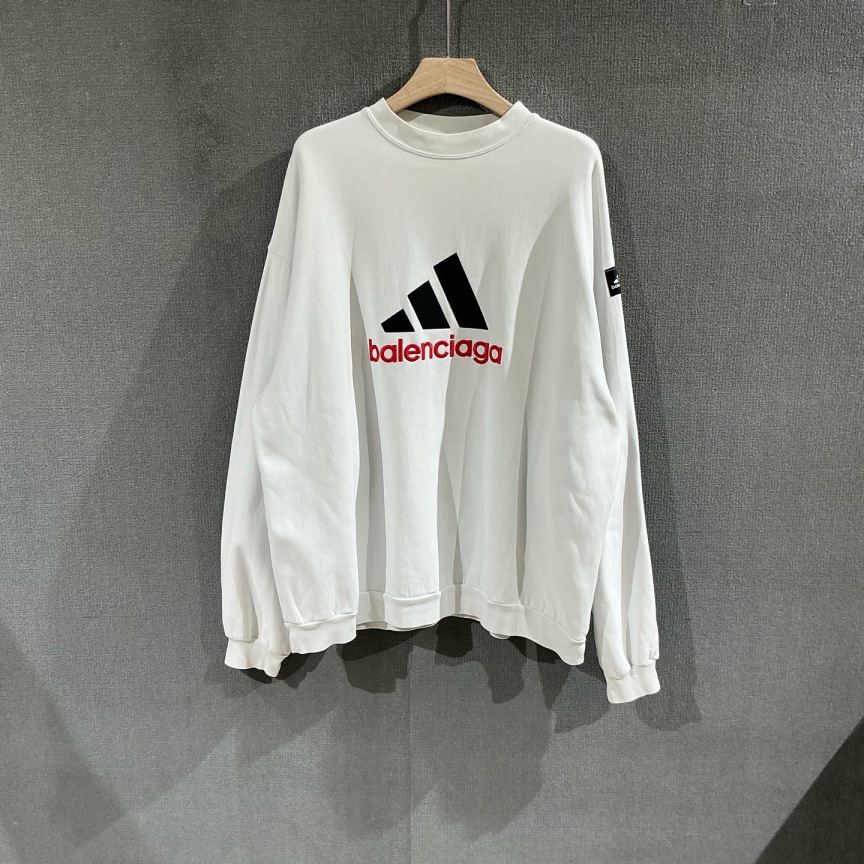 99新 Balenciaga/巴黎世家 联名款白色卫衣 99新2码/3418
