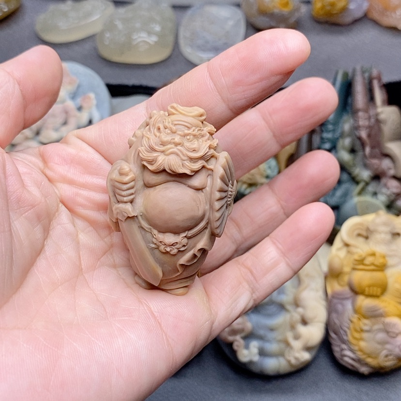 【闪购商品】定制石英质玉吊坠未镶嵌