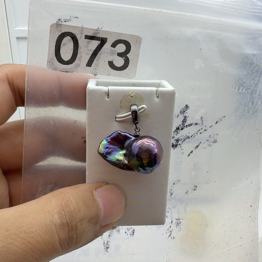 淡水珍珠颈饰合金