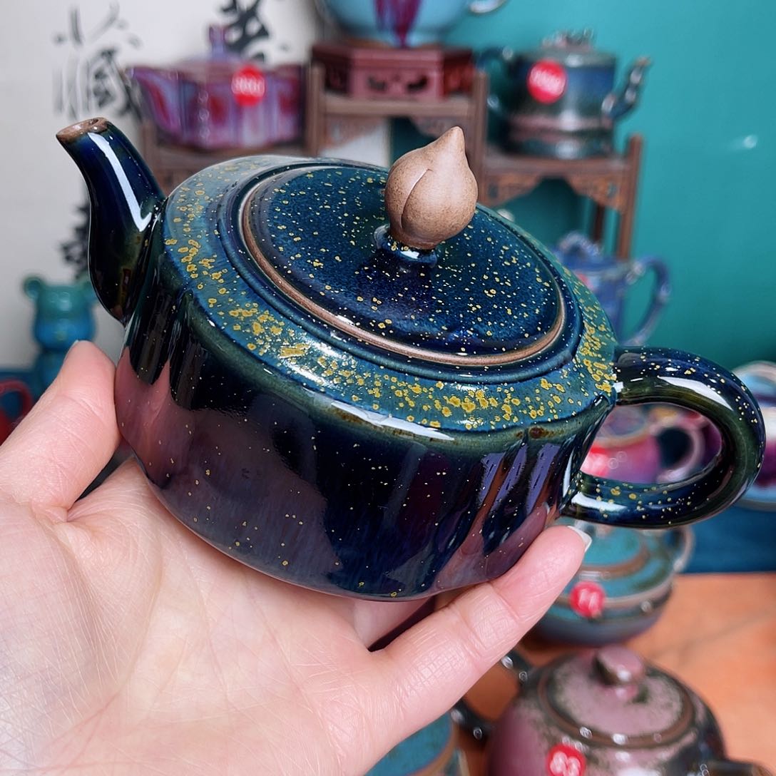 壶钧瓷艺术作品壶