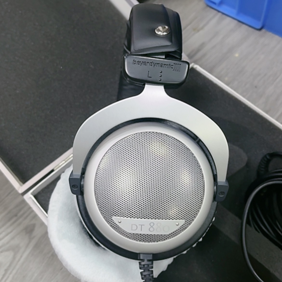 【闪购商品】95新dt880