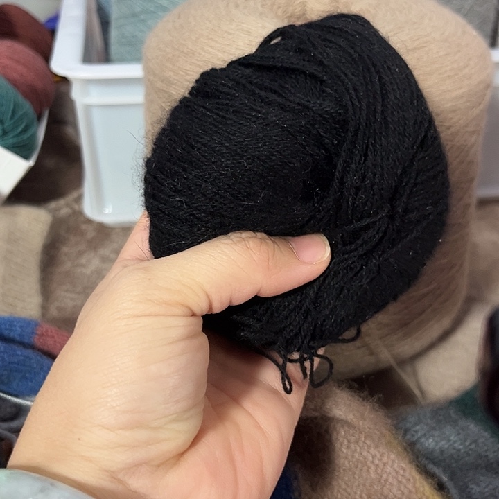 黑针黛貂一把加一团黑色